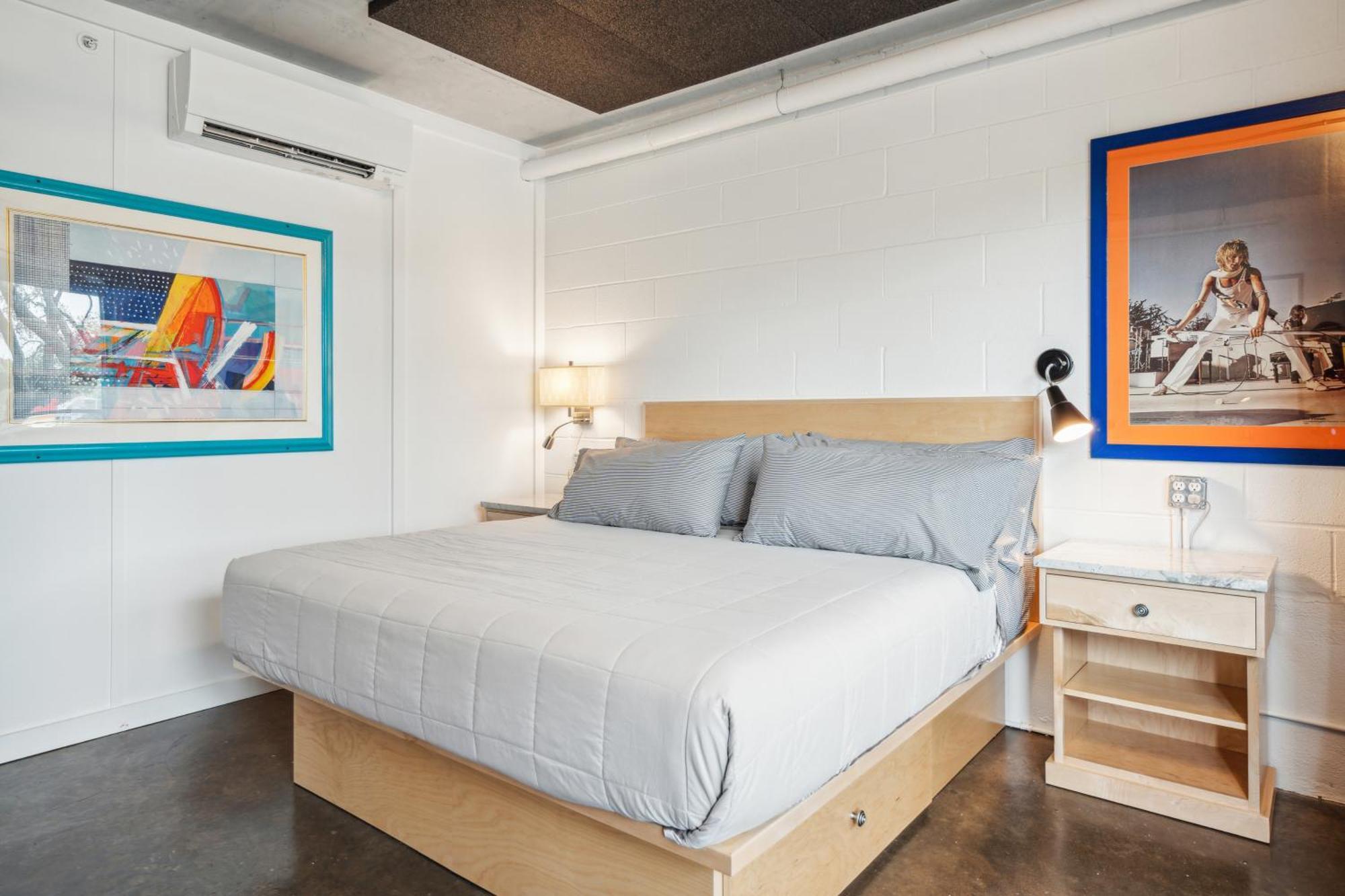Boutique Vera Hotel In The Heart Of Folly Beach Exterior photo